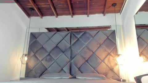 Lizzy online show from January 7, 2026, 6:43 pm