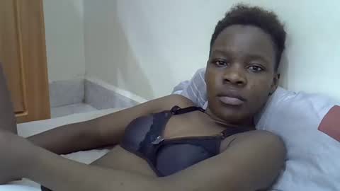Snapshot of cute_marion chatting on February 3, 2025, 10:00 pm cute_marion online show from February 3, 2025, 10:00 pm