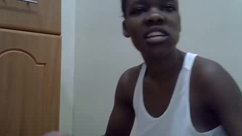 Snapshot of cute_marion chatting on February 6, 2025, 12:26 pm cute_marion online show from February 6, 2025, 12:26 pm