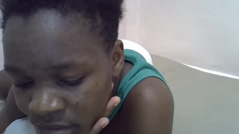 Snapshot of cute_marion chatting on February 14, 2025, 10:14 pm cute_marion online show from February 14, 2025, 10:14 pm