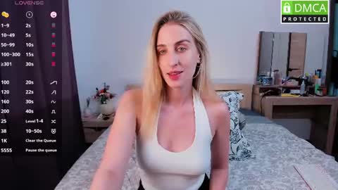 Milana online show from July 30, 2026, 12:37 pm