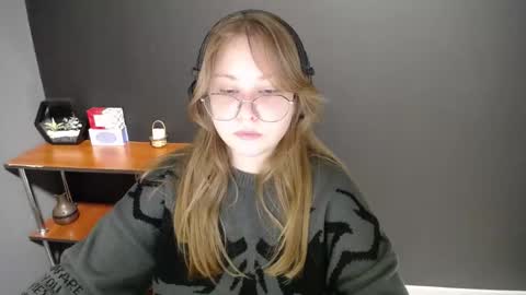 Veronica online show from February 10, 2025, 10:42 am