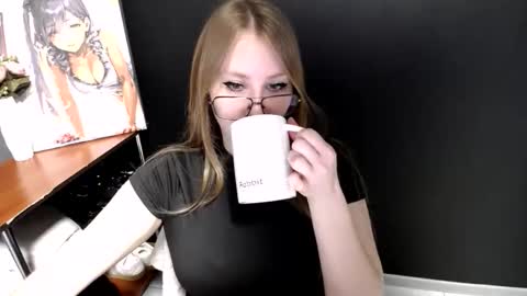Veronica online show from June 8, 2026, 9:20 am
