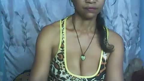 Snapshot of cute_moll chatting on December 23, 2024, 8:44 am murielle online show from December 23, 2024, 8:44 am
