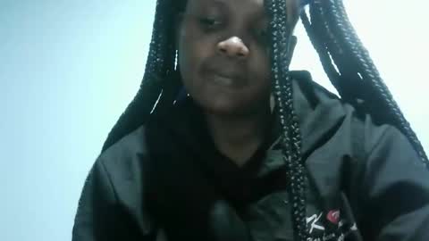 Snapshot of cute_roxie chatting on February 19, 2025, 9:47 pm cute_roxie online show from February 19, 2025, 9:47 pm