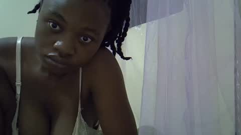 cute_savanna online show from January 21, 2025, 2:54 am