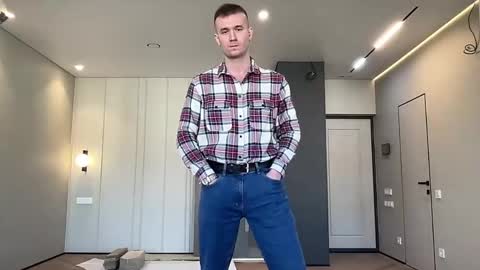 cute_skywalker online show from March 23, 2026, 6:17 am