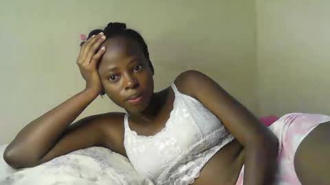 Snapshot of cute_sonny chatting on November 24, 2025, 5:51 am cute_sonny online show from November 24, 2025, 5:51 am