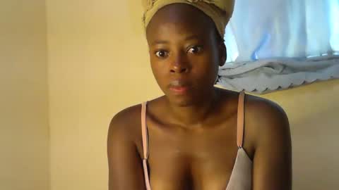 Snapshot of cute_sonny chatting on February 18, 2026, 5:36 am cute_sonny online show from February 18, 2026, 5:36 am