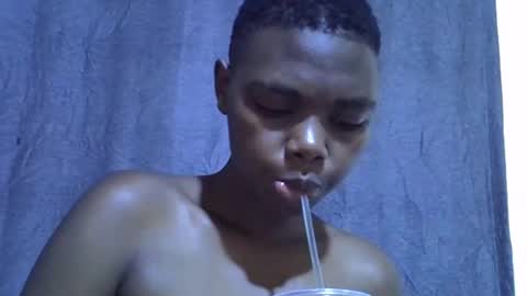 Snapshot of cute_tamara1 chatting on September 29, 2025, 7:35 am cute_tamara1 online show from September 29, 2025, 7:35 am