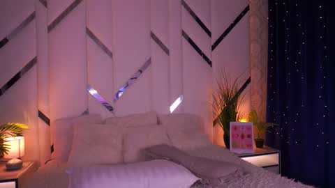 Amber online show from February 4, 2026, 1:00 am