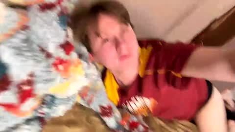 Snapshot of cuteboii29 chatting on January 11, 2026, 4:39 am cuteboii29 online show from January 11, 2026, 4:39 am