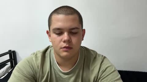 Alex online show from October 3, 2025, 6:49 pm