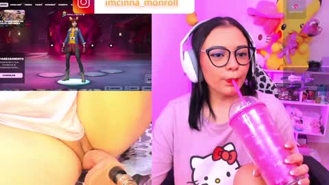 Cinna independent model online show from February 5, 2025, 4:58 pm