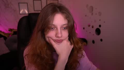 Foxy online show from April 13, 2026, 12:32 pm