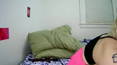 Bella online show from February 15, 2026, 6:54 am