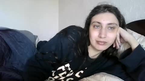 cutekattie online show from May 15, 2026, 6:31 am