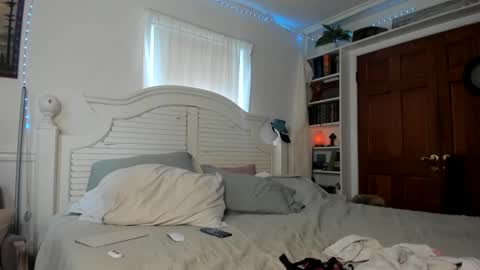 Snapshot of cutelittlemama0418 chatting on September 27, 2025, 1:38 pm Cutelittlemama0418 Lola online show from September 27, 2025, 1:38 pm