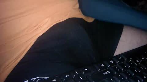 Snapshot of cuteman88 chatting on November 24, 2025, 9:25 pm Cuteman online show from November 24, 2025, 9:25 pm