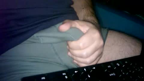 Snapshot of cuteman88 chatting on May 25, 2026, 9:32 pm Cuteman online show from May 25, 2026, 9:32 pm