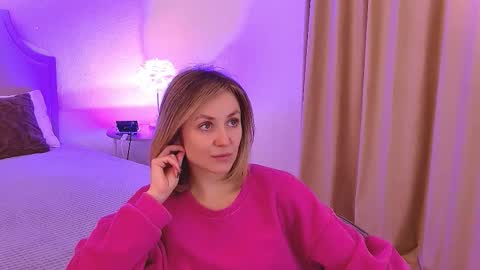 Snapshot of cutemirage chatting on November 24, 2025, 2:50 pm cutemirage online show from November 24, 2025, 2:50 pm