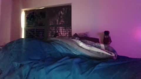 mary mack online show from November 1, 2025, 2:41 pm