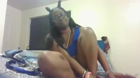 mary mack online show from November 2, 2025, 2:47 am