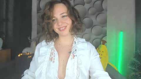 cutesmile sharon online show from December 19, 2024, 4:45 am