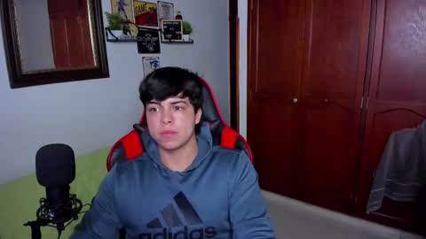 Ask me online show from November 19, 2025, 3:28 am