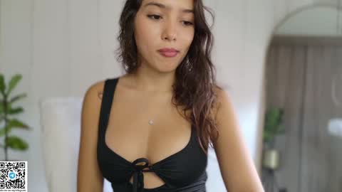 Snapshot of cutie18_angel chatting on May 3, 2026, 6:03 pm angela online show from May 3, 2026, 6:03 pm