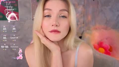 HelloMy name Eva online show from December 19, 2025, 4:30 am