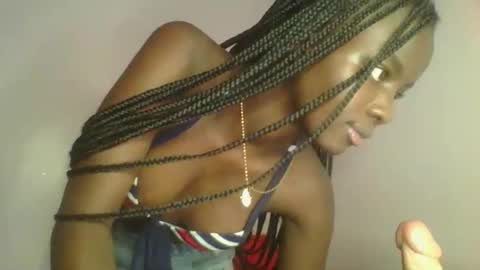 cutie_choco online show from October 31, 2025, 8:32 pm