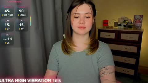 Snapshot of cutie_mili chatting on April 25, 2026, 1:41 pm mili online show from April 25, 2026, 1:41 pm