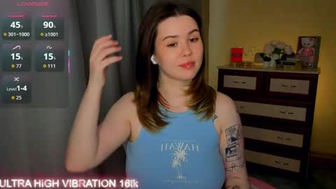 Snapshot of cutie_mili chatting on May 15, 2026, 9:49 am mili online show from May 15, 2026, 9:49 am