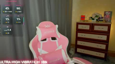 Snapshot of cutie_mili chatting on May 20, 2026, 8:53 am mili online show from May 20, 2026, 8:53 am