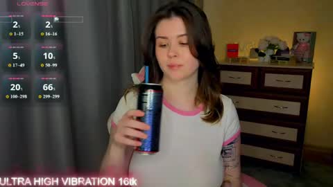 Snapshot of cutie_mili chatting on May 21, 2026, 12:01 pm mili online show from May 21, 2026, 12:01 pm