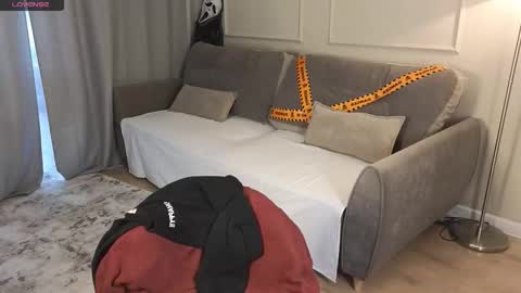 Kate online show from November 7, 2025, 8:58 am