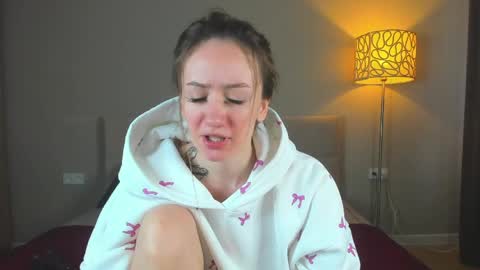Kate online show from May 16, 2026, 8:33 am