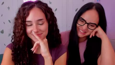 Snapshot of cutie_patooties chatting on February 17, 2026, 8:33 am Nicole and Hanna online show from February 17, 2026, 8:33 am