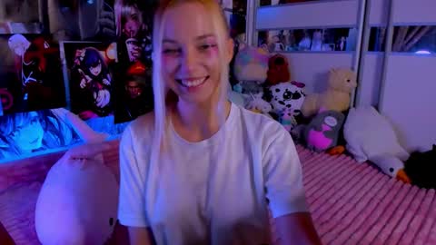 Nora online show from October 15, 2025, 8:31 pm