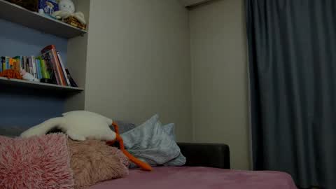 cuttiebunny online show from January 13, 2025, 1:13 am