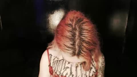 Nikki online show from November 21, 2025, 9:13 pm