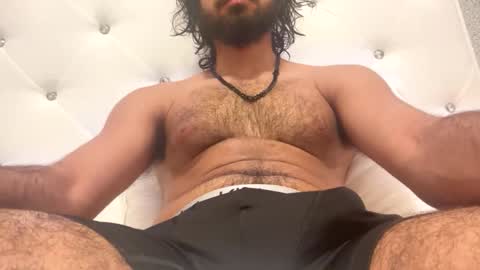 Cylus X online show from March 11, 2026, 3:23 am