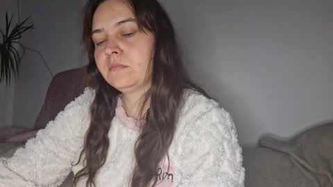 Cyndee Winter online show from October 5, 2025, 4:27 pm