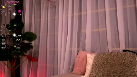 Ivy online show from May 14, 2026, 3:35 am