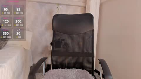 cyntia_adams online show from December 24, 2024, 6:17 pm