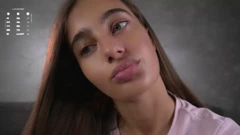 Snapshot of czamabech chatting on July 18, 2026, 1:21 am Isabella online show from July 18, 2026, 1:21 am