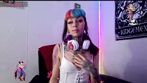 d3m0ny0_0 online show from November 20, 2025, 6:24 am