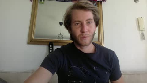 d3nnis_123 online show from February 18, 2025, 10:38 am