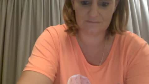 Snapshot of d4p_couple chatting on March 3, 2025, 7:06 pm Deb peter online show from March 3, 2025, 7:06 pm